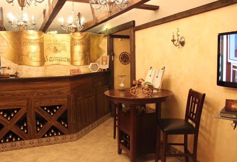 Disayn Hotel Shampan