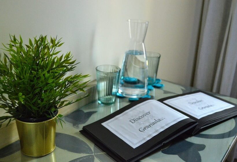 هتل Alojamiento Con Encanto La Luna En El Alba