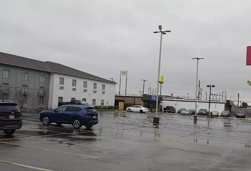 ホテル Red Roof Inn Baton Rouge