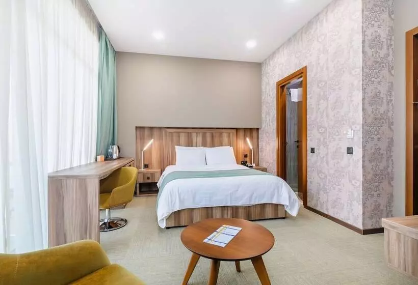 هتل Best Western Tbilisi City Center