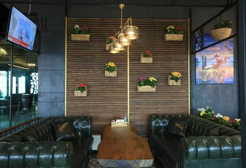 Hotelli Mavi Marin Boutique