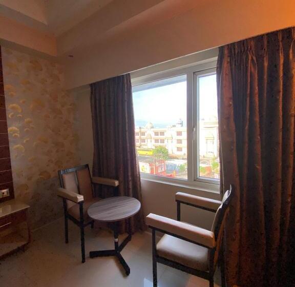 Hotell Maya Residency