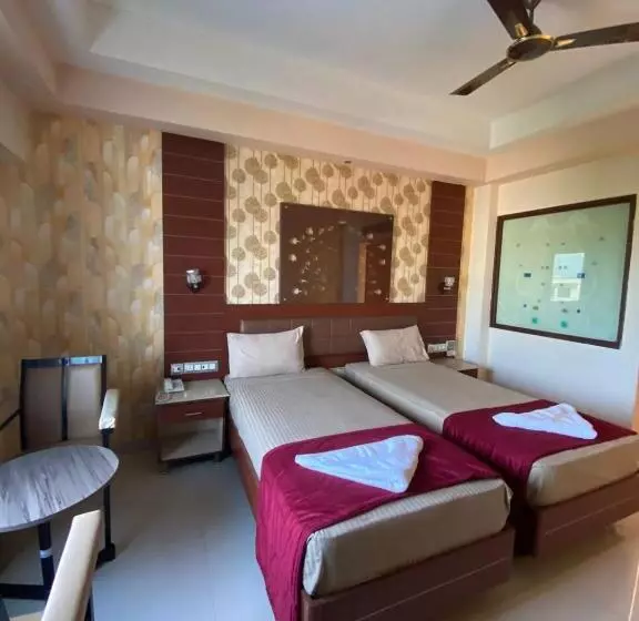 Hotelli Maya Residency