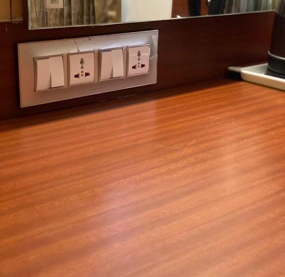 Hotell Maya Residency