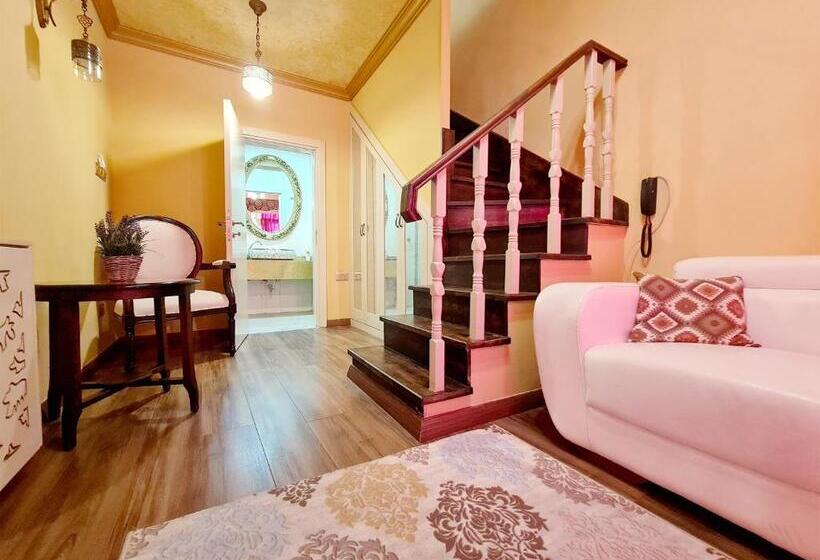 בית מלון כפרי Sofia Boutique