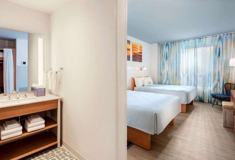 هتل Universal’s Endless Summer Resort – Dockside Inn And Suites