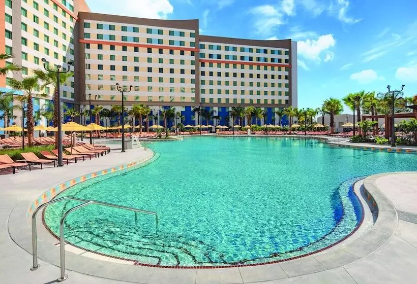 Universal’s Endless Summer Resort – Dockside Inn And Suites