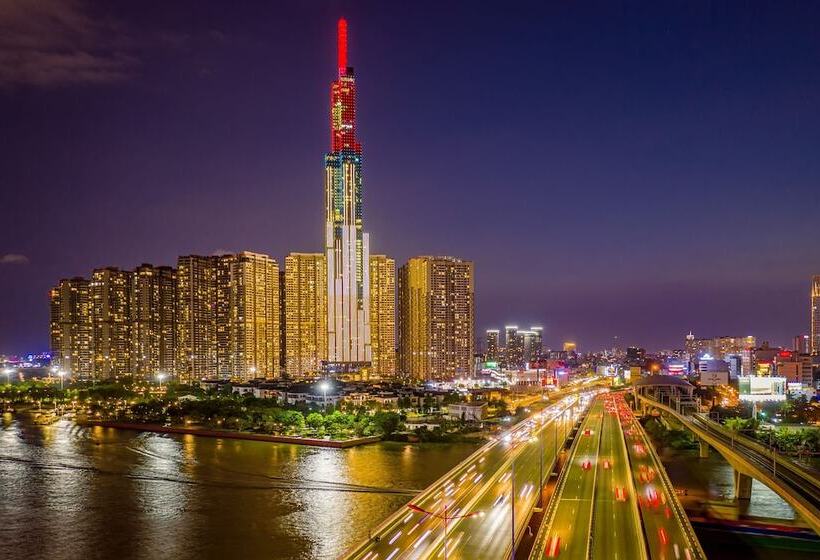 Отель Vinpearl Landmark 81 Autograph Collection