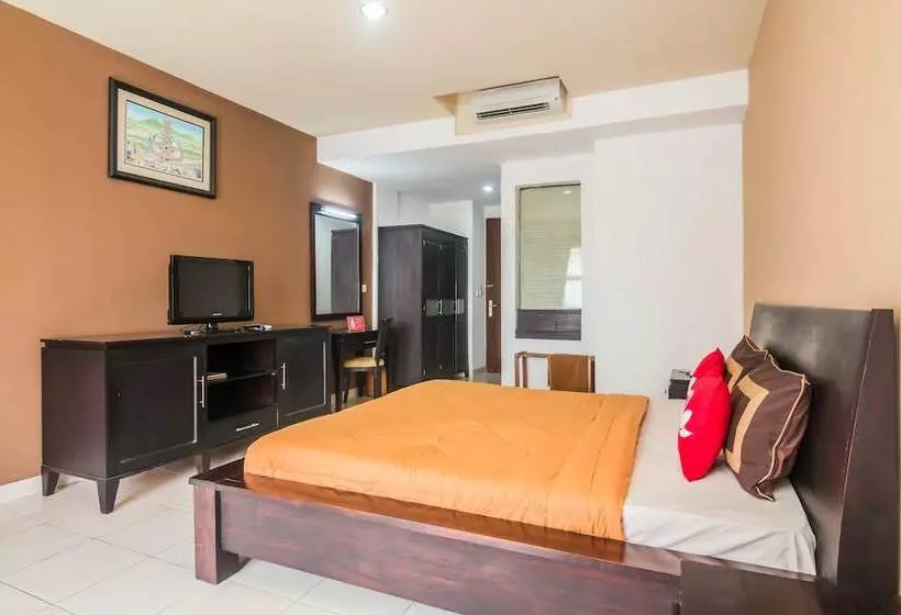 La Walon Hotel By Zen Rooms