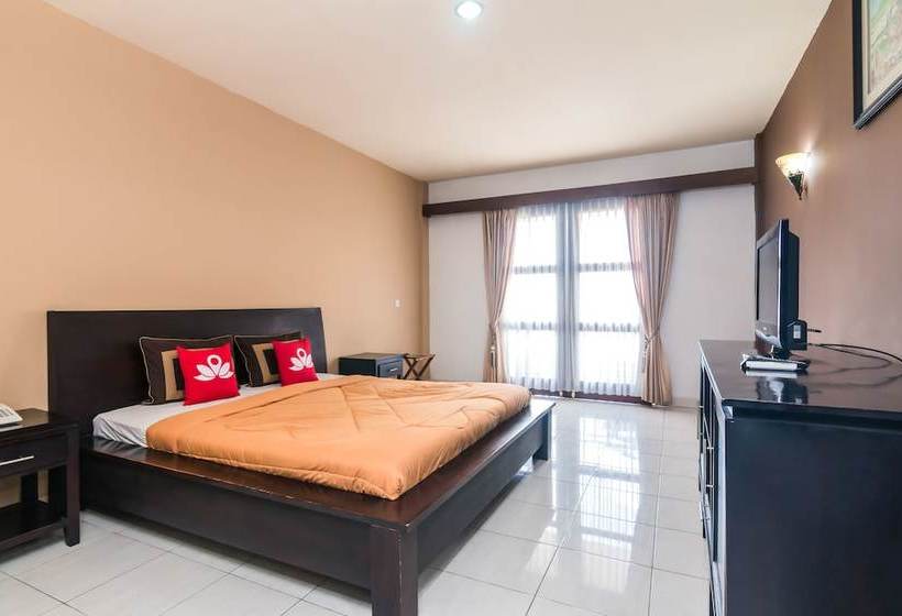 La Walon Hotel By Zen Rooms