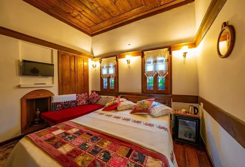 Safranbolu Seyi̇r Konak Otel