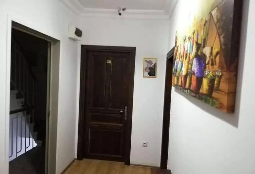 Selanikli Pansiyon Heybeliada