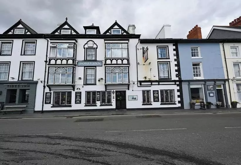 ユースホステル Dovey Inn