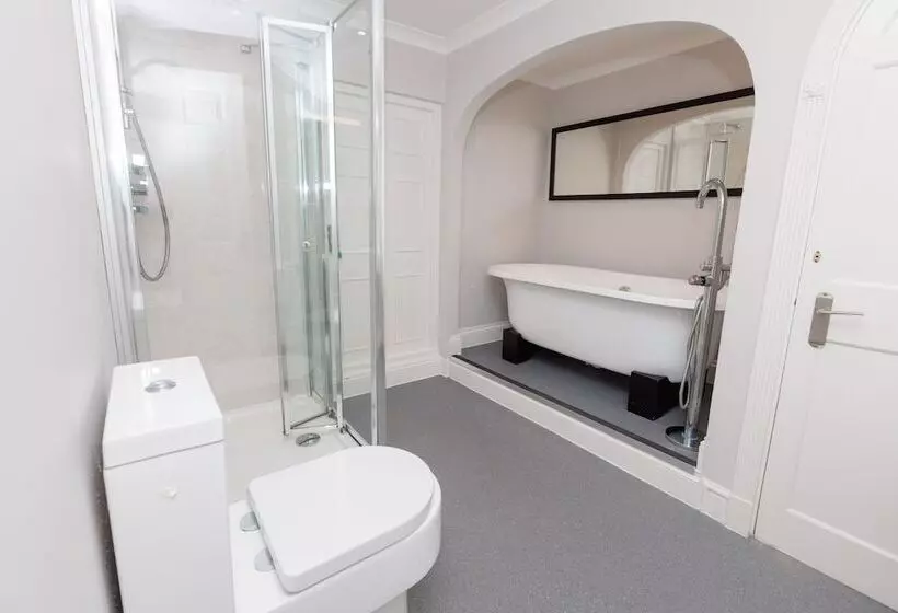 ユースホステル Dovey Inn