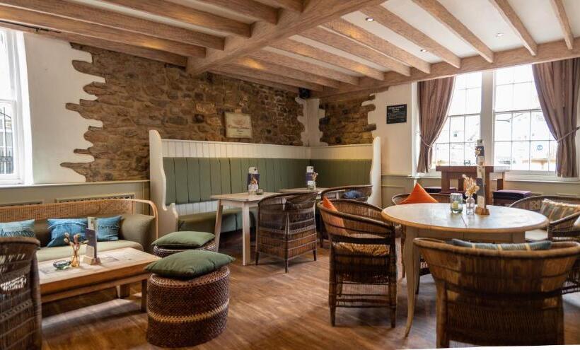 호스텔 The Oak House