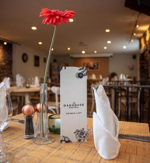 호스텔 The Oak House