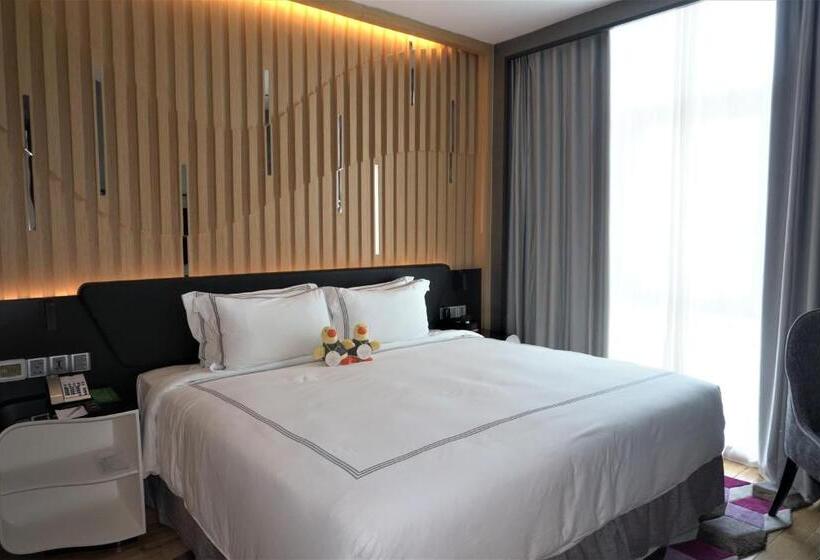 בית מלון כפרי Fraser Place Puteri Harbour