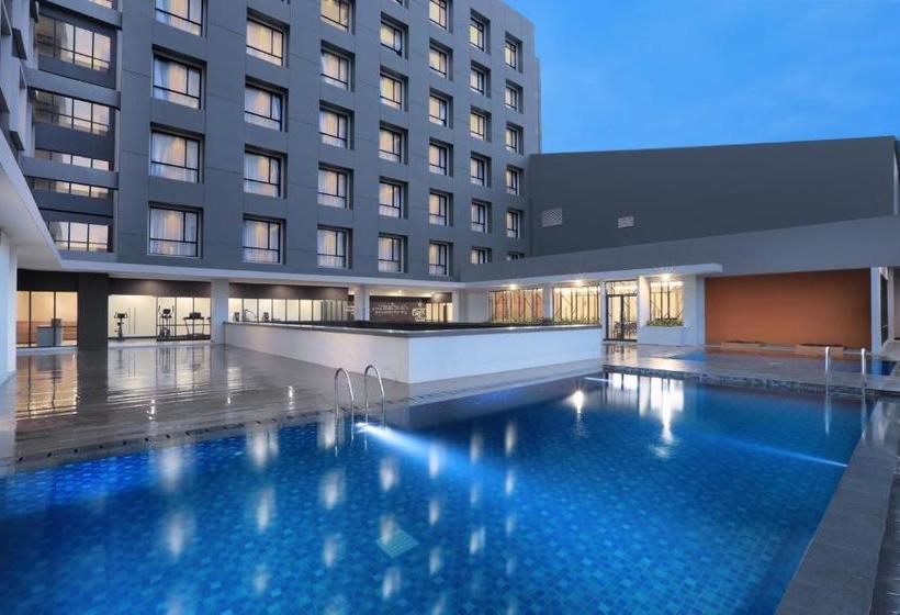 Hotel Harper Palembang By Aston