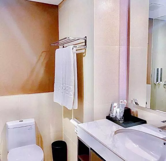 Hotelli Harper Palembang By Aston