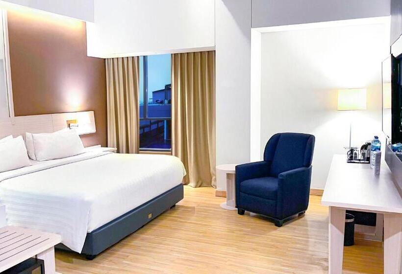 Hotel Harper Palembang By Aston