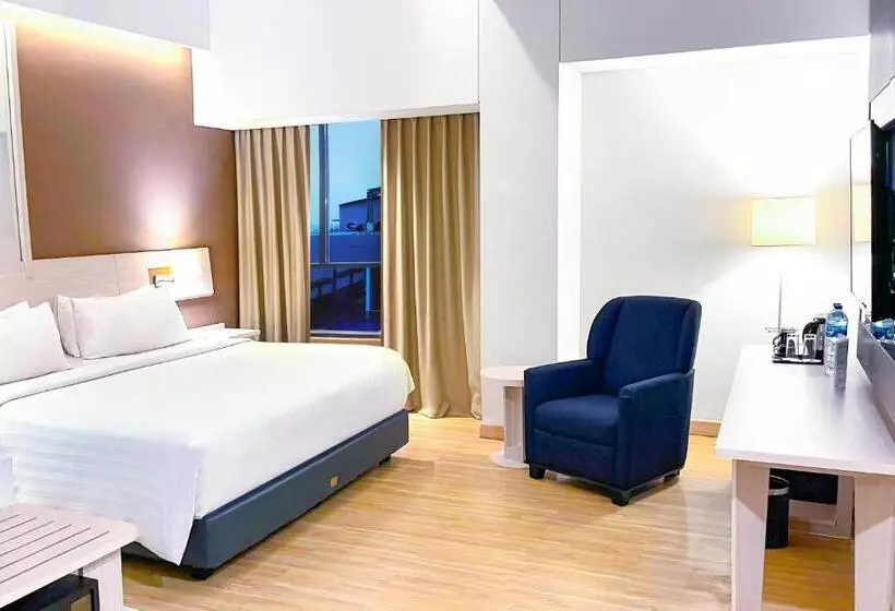 Hotelli Harper Palembang By Aston