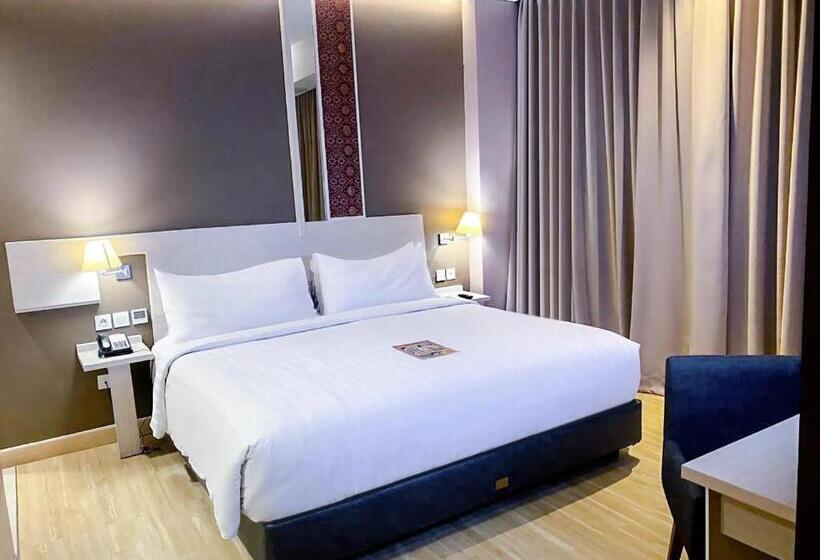 Hotel Harper Palembang By Aston