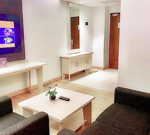 Hotel Harper Palembang By Aston