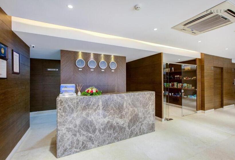 酒店 Jk Residency Kelakam