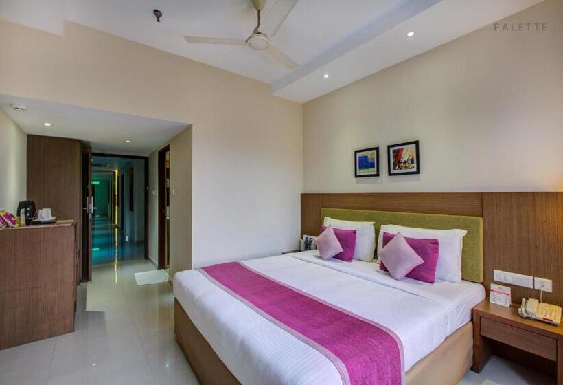 酒店 Jk Residency Kelakam