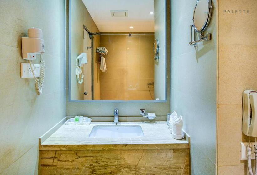 酒店 Jk Residency Kelakam