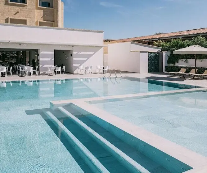 בית מלון כפרי Mangia S Himera Resort