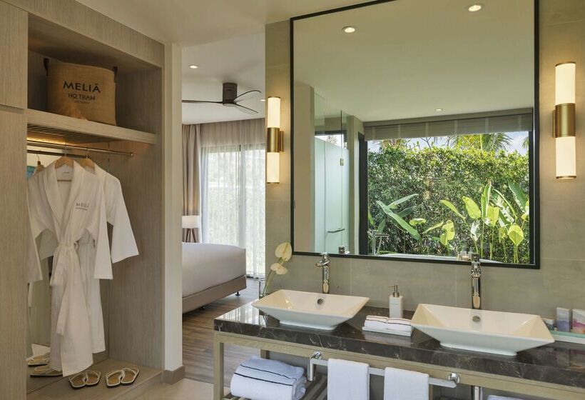 בית מלון כפרי Melia Ho Tram Beach Resort