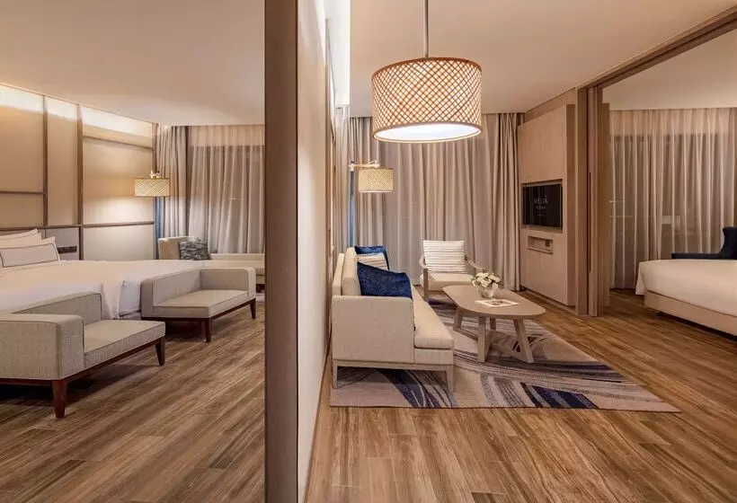هتل Melia Ho Tram Beach Resort