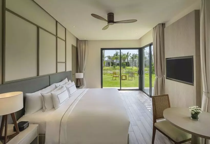 هتل Melia Ho Tram Beach Resort