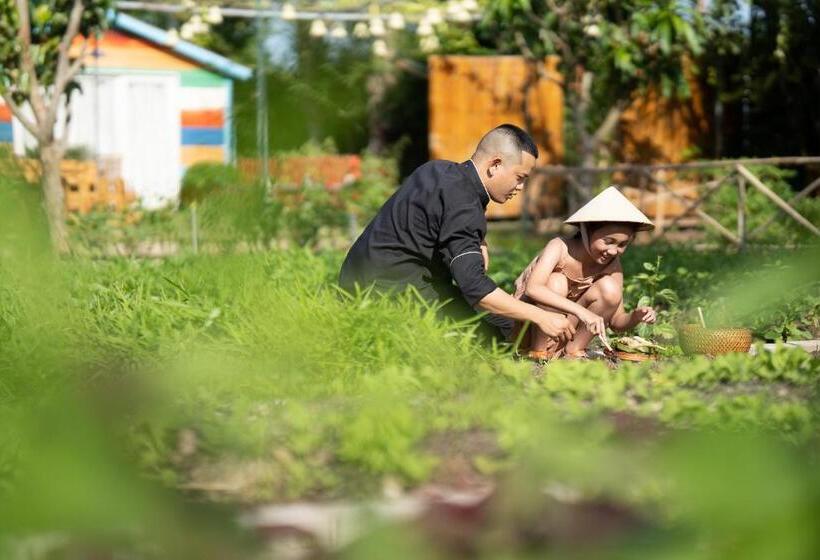 בית מלון כפרי Melia Ho Tram Beach Resort