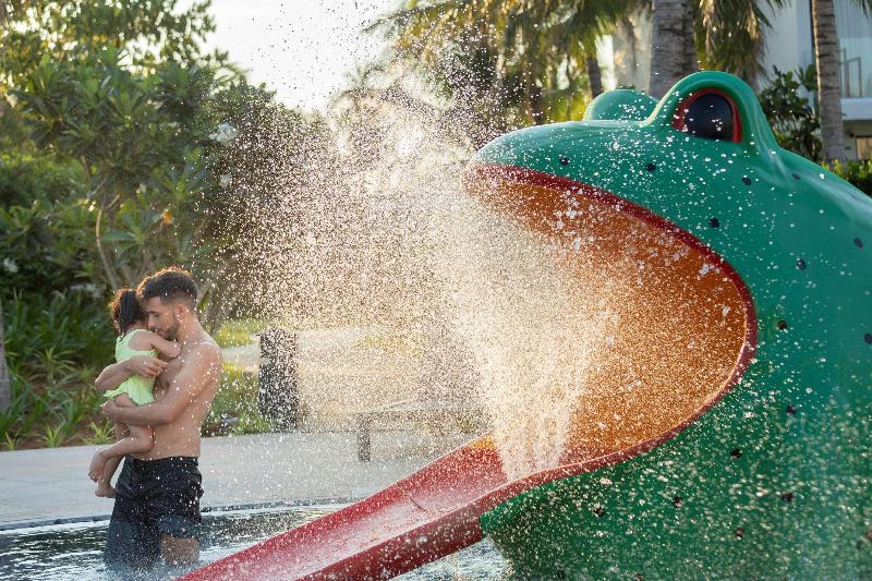 בית מלון כפרי Melia Ho Tram Beach Resort