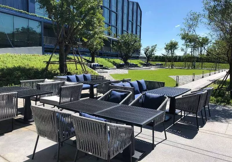 Hotelli Modena By Fraser Buriram