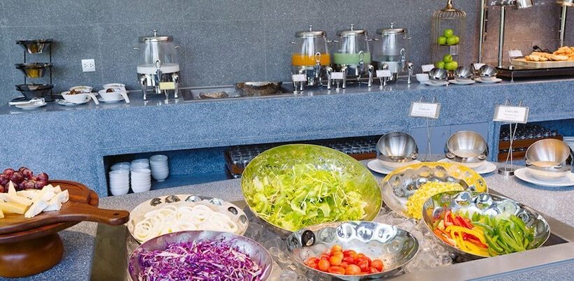 בית מלון כפרי Modena By Fraser Buriram