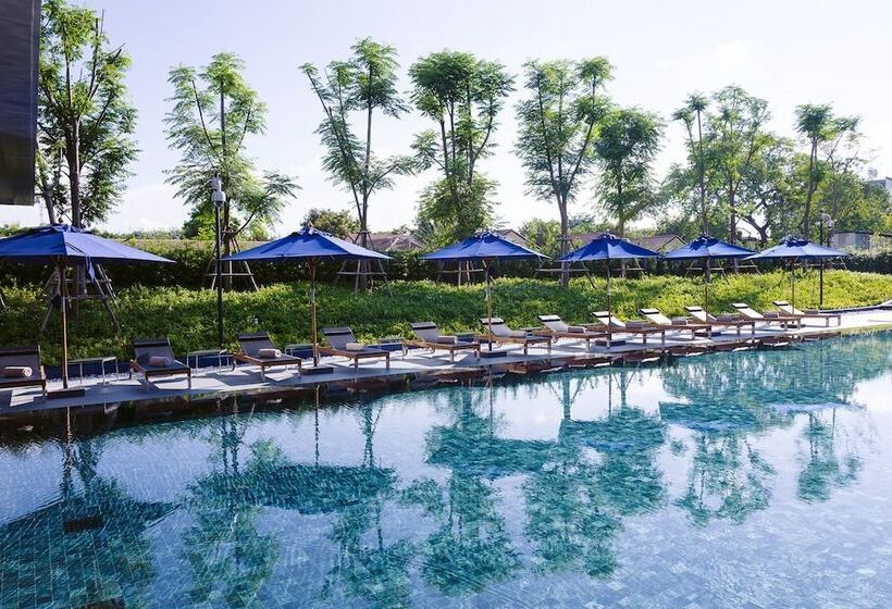 בית מלון כפרי Modena By Fraser Buriram