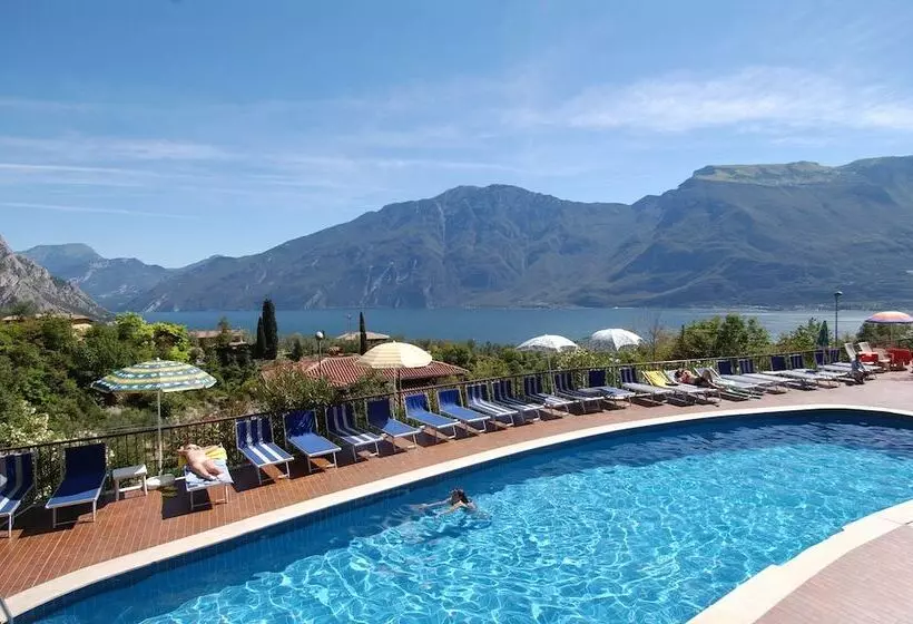 Hotelli Residence Oasi