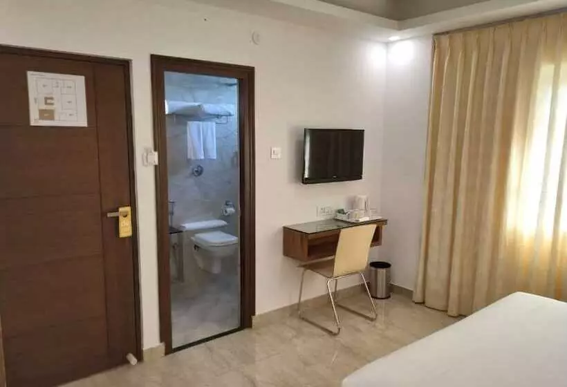 هتل X By Bloom L Indiranagar