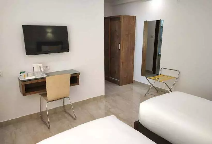 هتل X By Bloom L Indiranagar