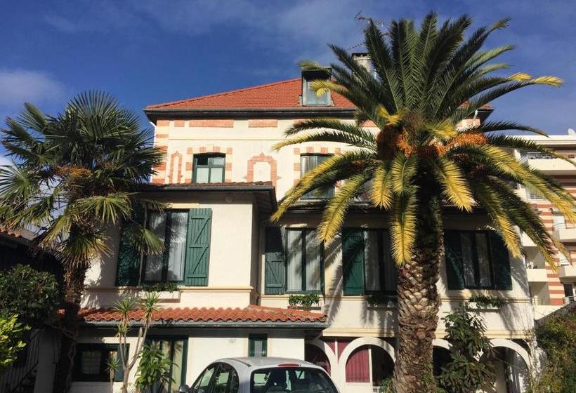 Hôtelrésidence Le Grillon