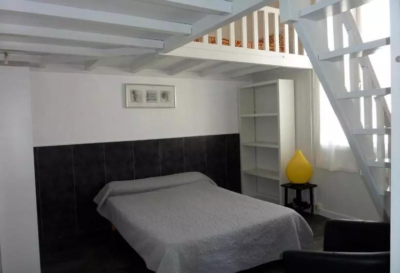 Hôtelrésidence Le Grillon