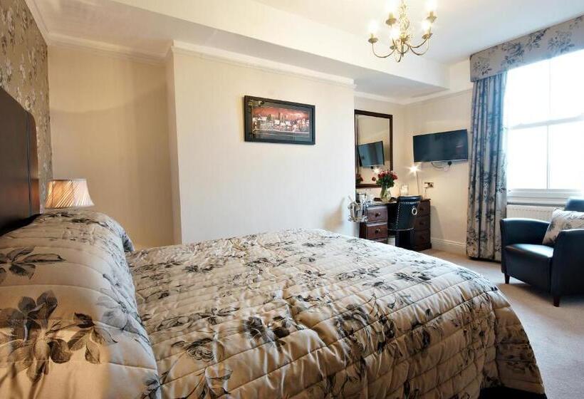 بنسيون Bronte Guest House