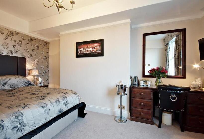 بنسيون Bronte Guest House