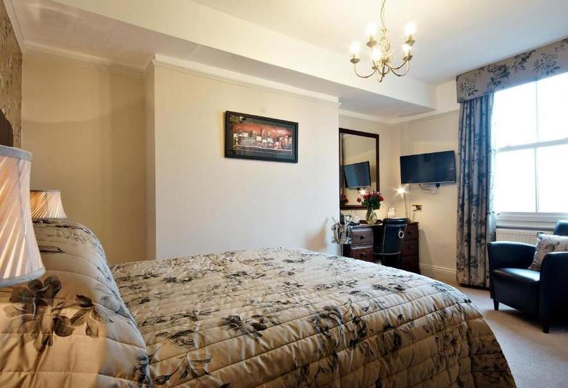 بنسيون Bronte Guest House