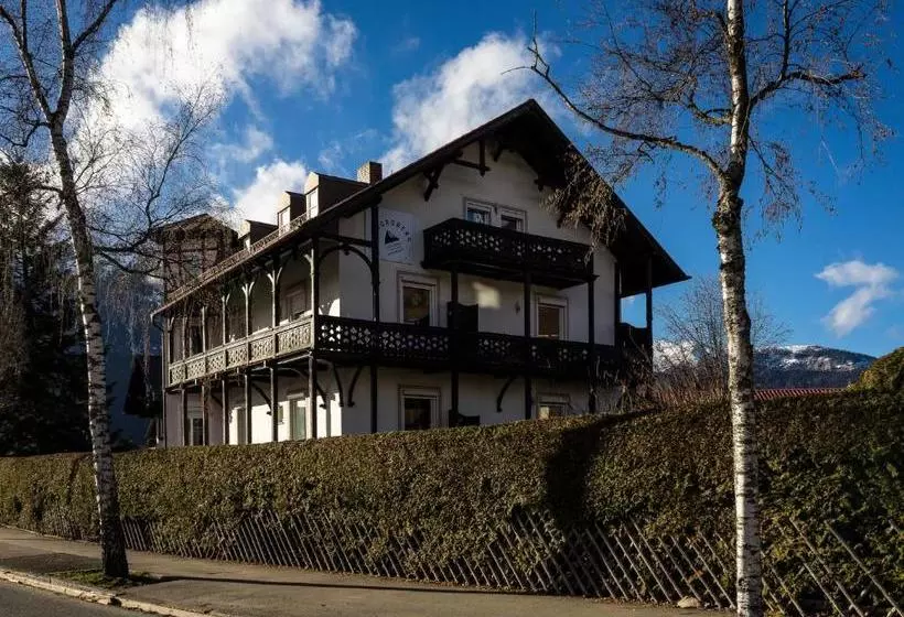 ペンション Das Nordberg Guesthouse
