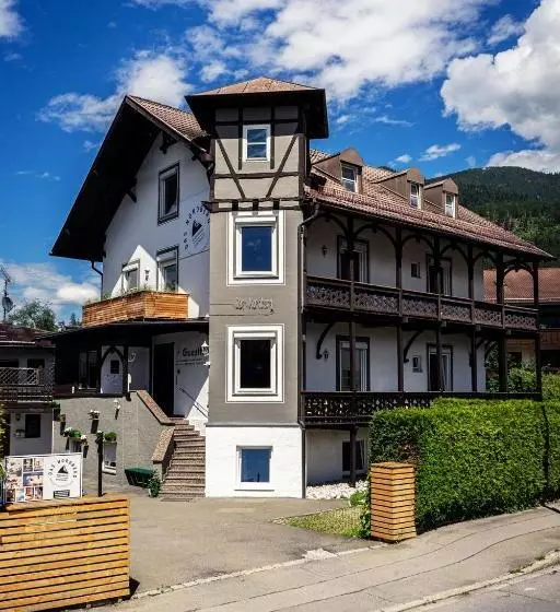 ペンション Das Nordberg Guesthouse