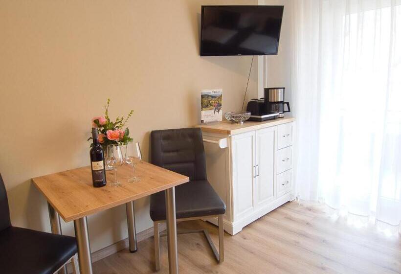 بنسيون Haus Sonja